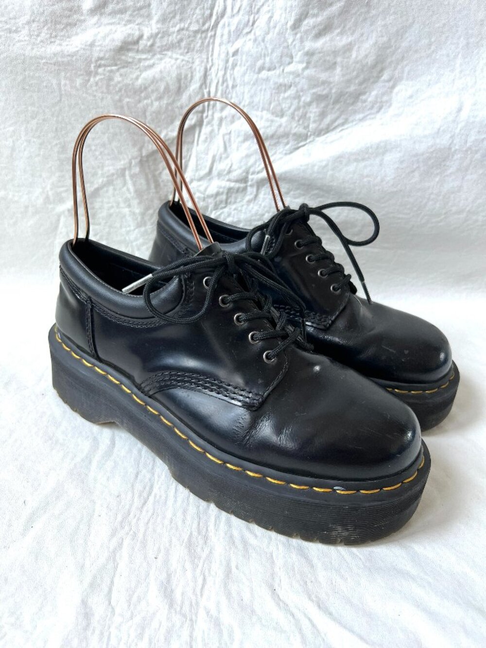 Dr Martens shoes 8053 Quad womens 9 black leather lace up chunky platform docs